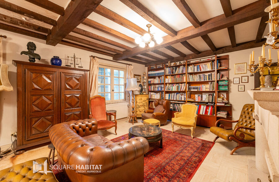 MAISON INDIVIDUEL DE 183 M²  EN SEMI PLAIN PIED  Sous compromis 