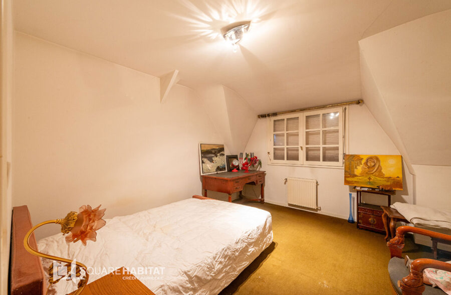 MAISON INDIVIDUEL DE 183 M²  EN SEMI PLAIN PIED  Sous compromis 