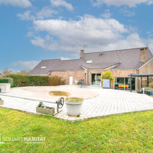 Maison individuelle sur 2752 m²  avec piscine