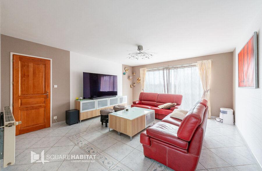 Maison individuelle sur 2752 m²  avec piscine