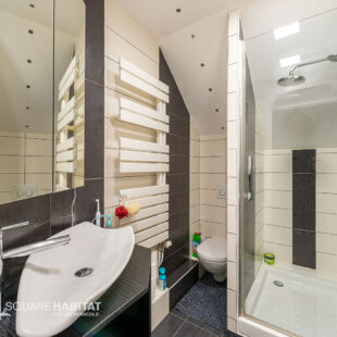 Maison individuelle sur 2752 m²  avec piscine