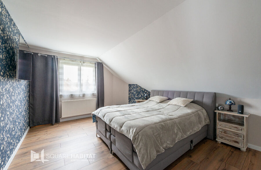 Maison individuelle sur 2752 m²  avec piscine