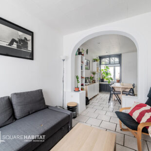Maison trois chambres et extérieur  Sous compromis 
