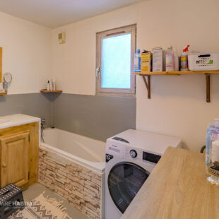 Maison Cattenieres 4 pièce(s) 134 m2