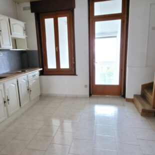 Maison Boulogne Sur Mer 3 pièce(s)  Sous compromis 