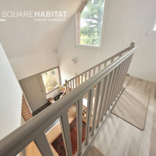 Maison d’architecte semi plain pied 4 Chambres  Sous compromis 