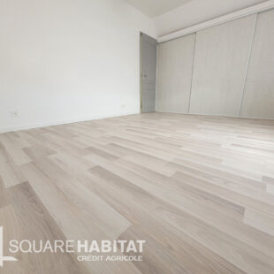 Maison d’architecte semi plain pied 4 Chambres  Sous compromis 