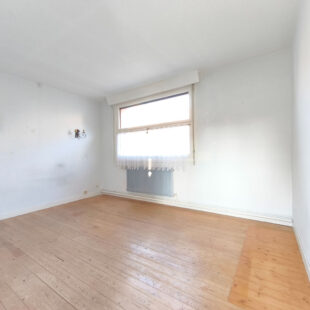 Maison Merck Saint Liévin 6 pièce(s) 115 m2 + une location de 40m²