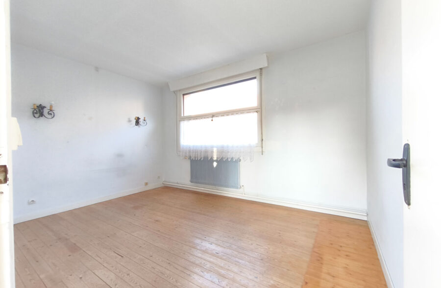 Maison Merck Saint Liévin 6 pièce(s) 115 m2 + une location de 40m²