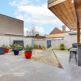 Maison Tourcoing 160M2 double entrée  idéal artisans et commerçants.