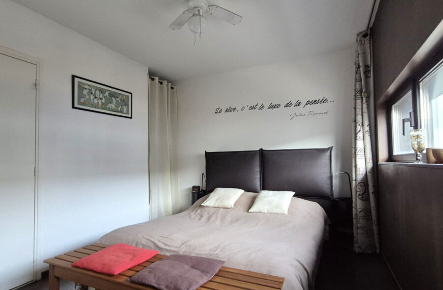 Maison Lille 7 pièce(s) 162 m2  Sous compromis 