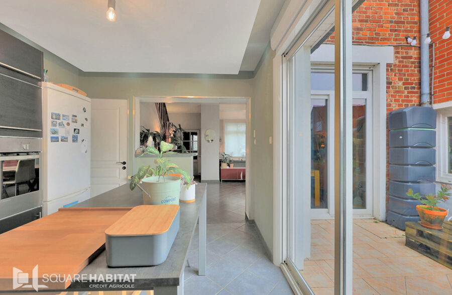 Charmante maison rénovée à Steenbecque – 4 chambres, 1 bureau, jardin, cave, grenier, dépendance et garage !
