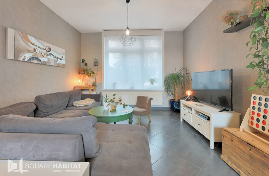 Charmante maison rénovée à Steenbecque – 4 chambres, 1 bureau, jardin, cave, grenier, dépendance et garage !