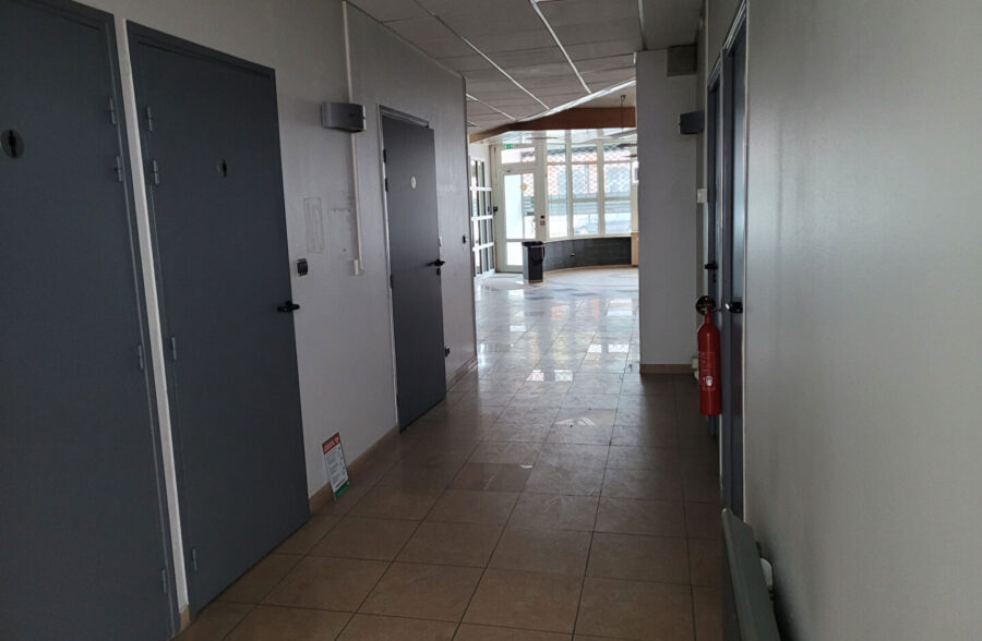 Local commercial 115m² LENS centre