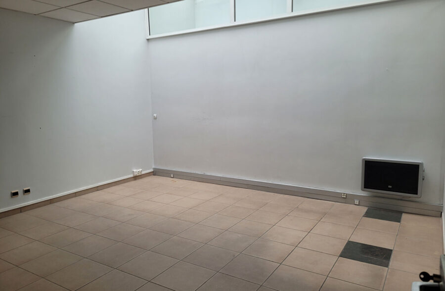 Local commercial 115m² LENS centre