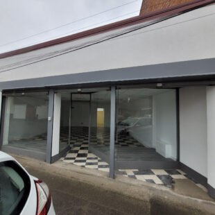 Local commercial Auchy-les-mines 85 m2