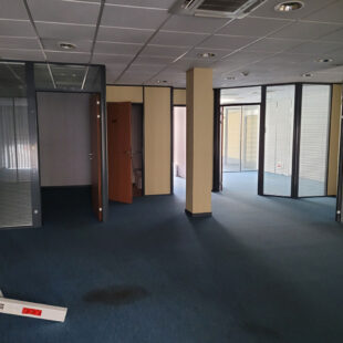 Bureaux 220 m²