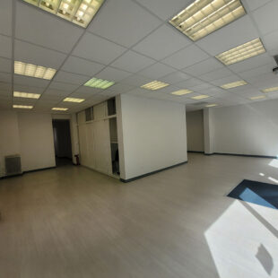 Local commercial 107 m²