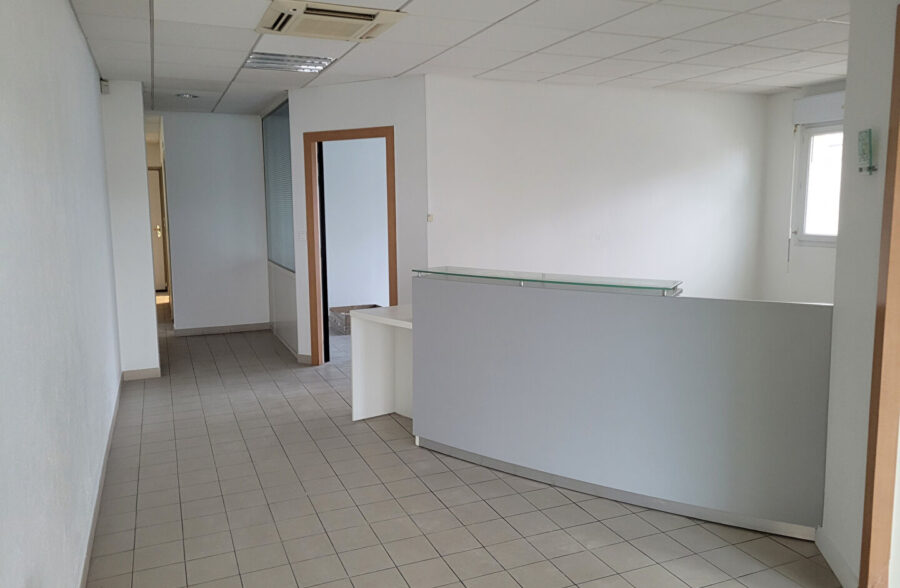 local commercial 119 m²