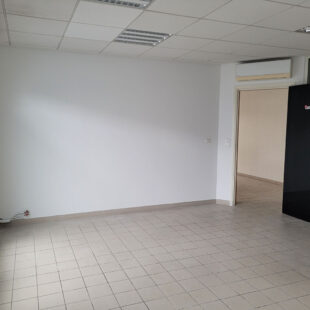 local commercial 119 m²