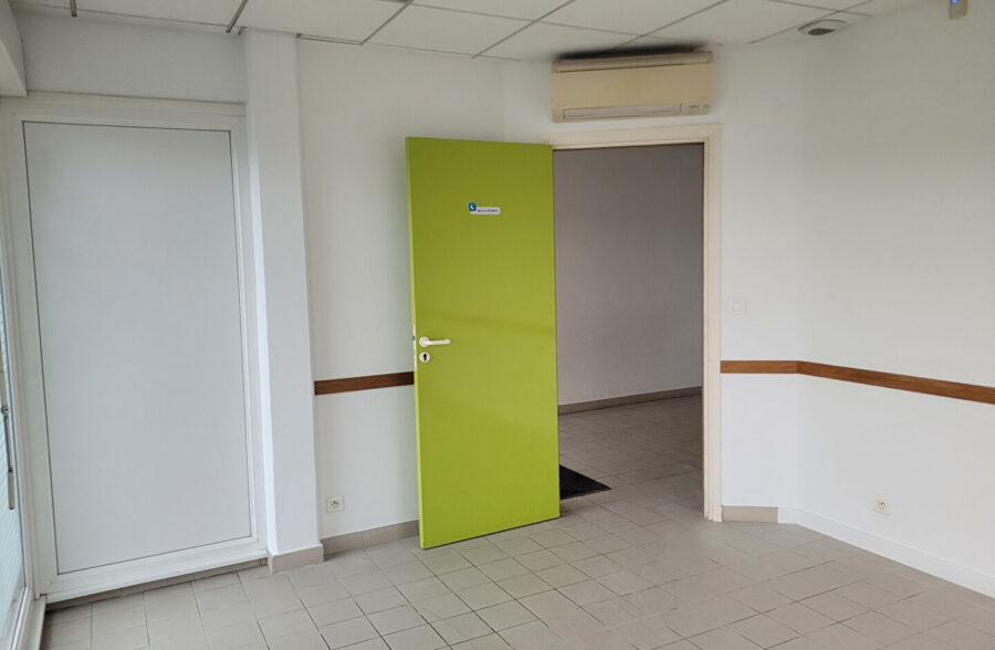 local commercial 119 m²