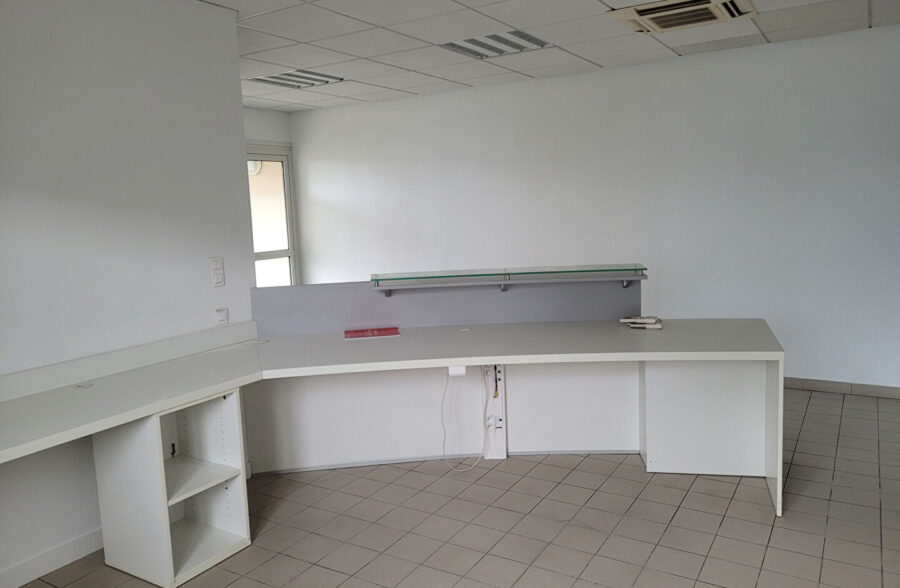 local commercial 119 m²