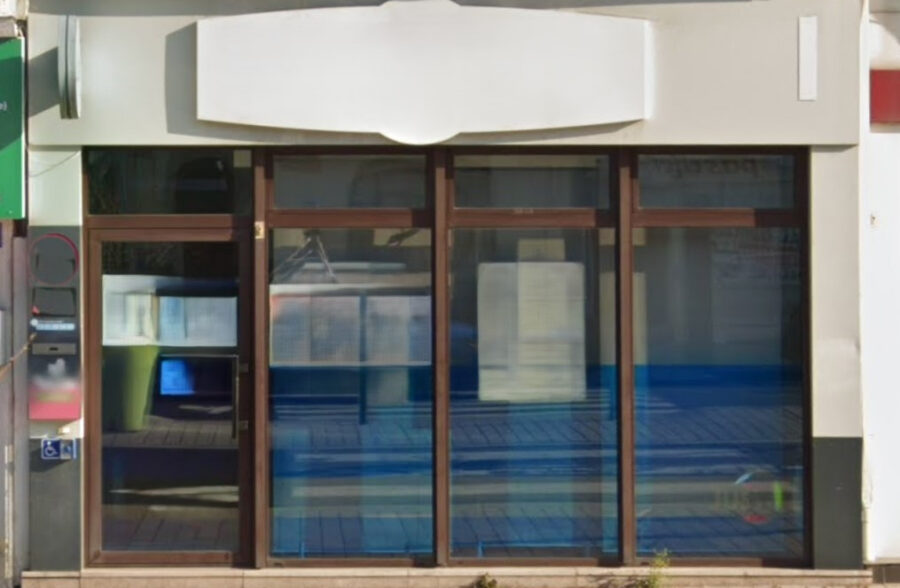 Local commercial 140 m²