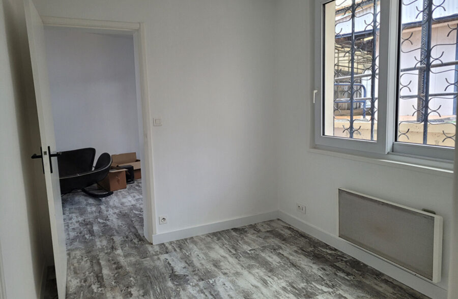 Local commercial 70 m²