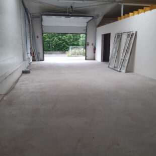 Local commercial 200 m²