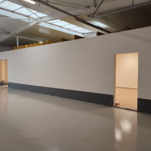 Local commercial 200 m²