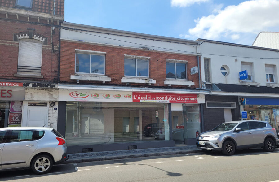 Local commercial 200 m²