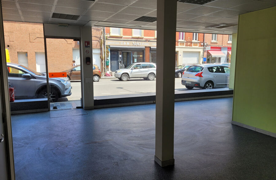 Local commercial 200 m²