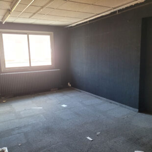 Local commercial 200 m²