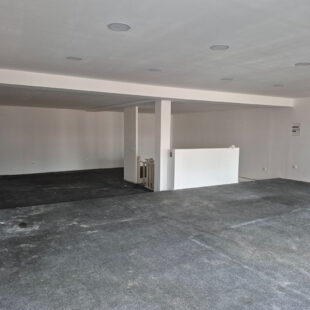 Local commercial 200 m²