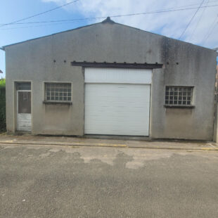 Entrepôt – Hangar 350 m²