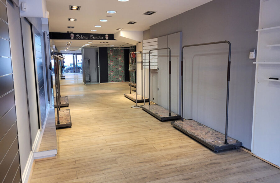 Local commercial 61 m²