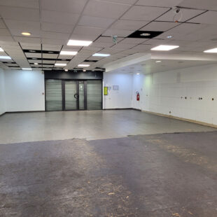Local commercial 159 m²