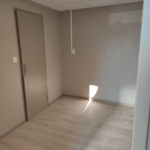 Local d’activité 240 m²