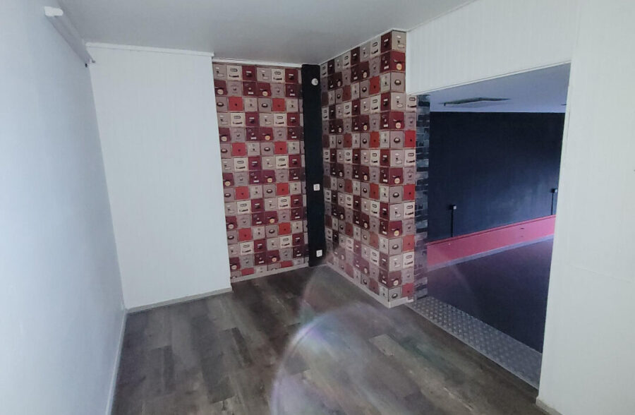 Local commercial  1 pièce(s) 40 m2
