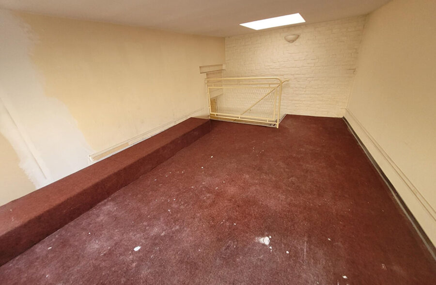 Local commercial 85 m²