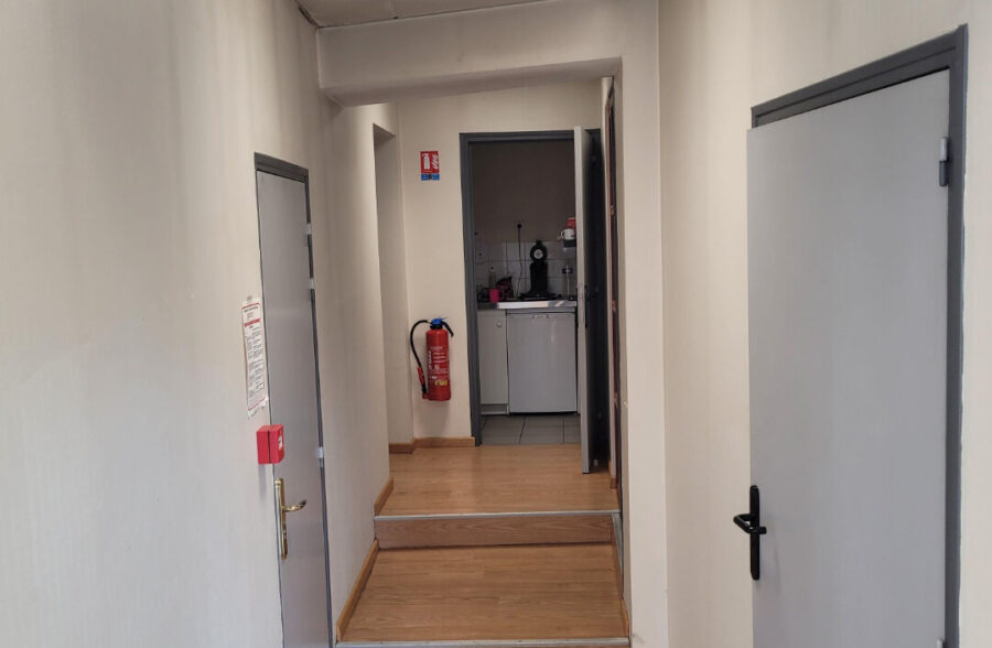 Local commercial 110 m²