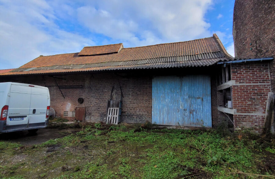 Entrepôt – Hangar 330 m²