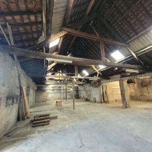 Entrepôt – Hangar 330 m²
