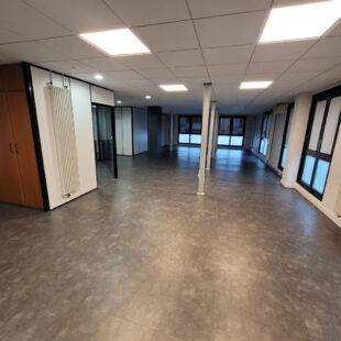 Bureaux 238 m²