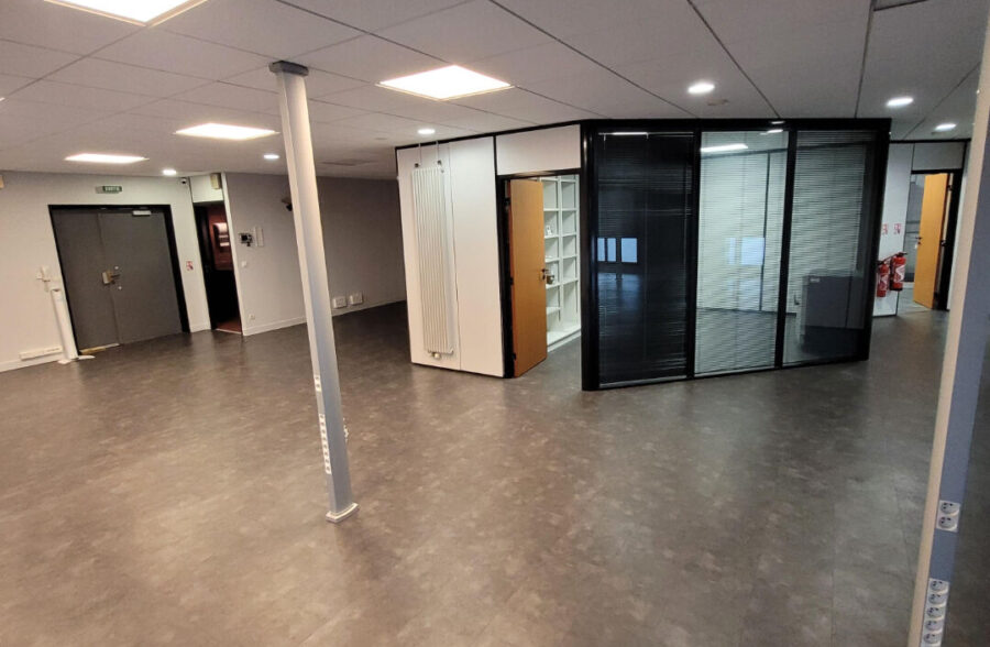 Bureaux 238 m²