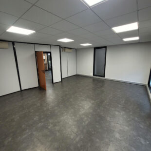Bureaux 238 m²