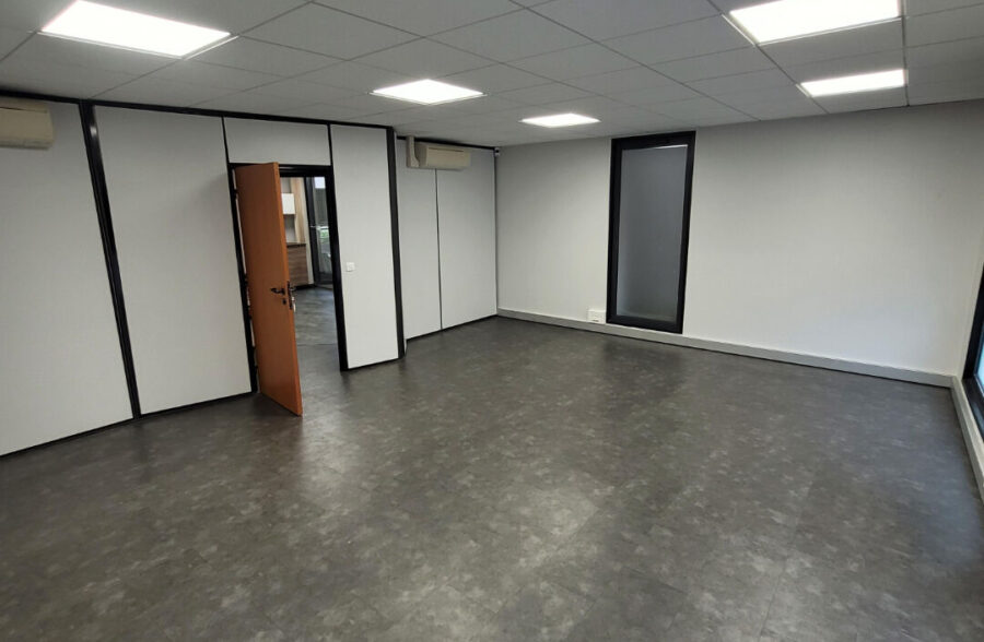 Bureaux 238 m²