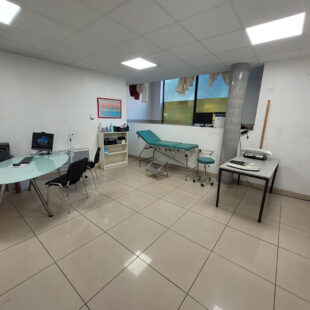 Local professionnel 130 m²