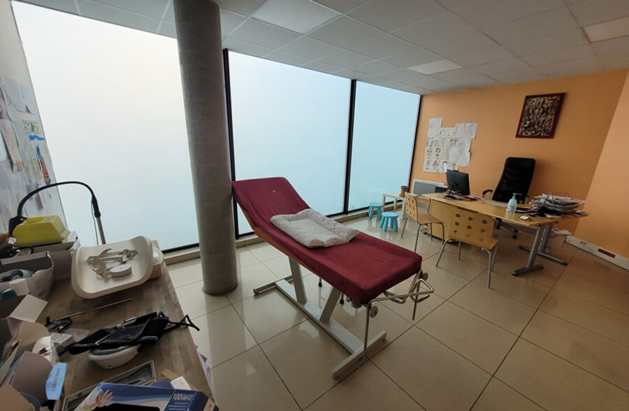 Local professionnel 130 m²