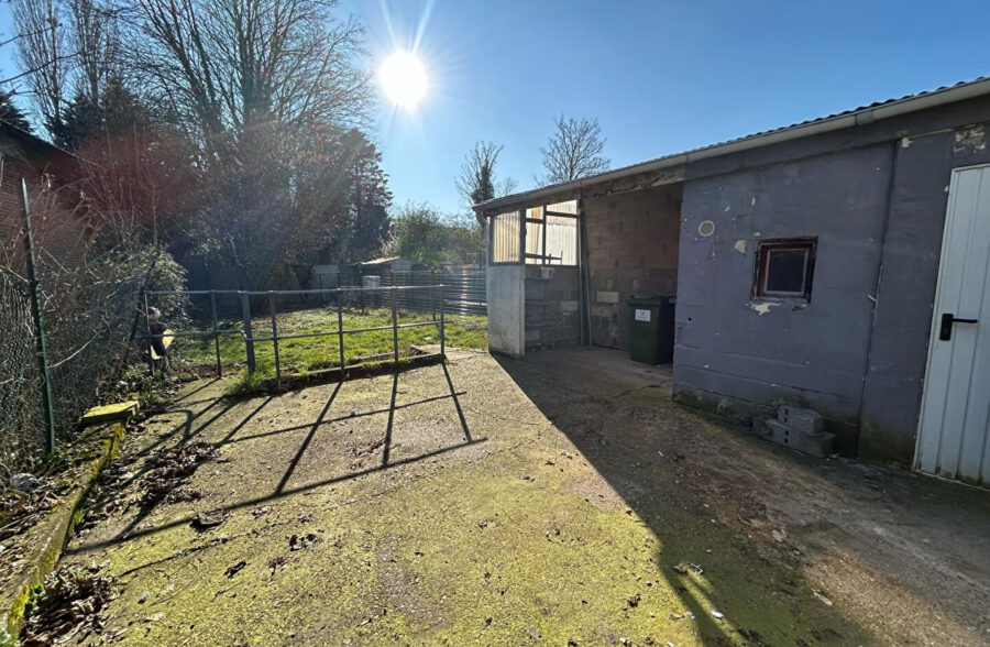 Maison Lillers 1 chambre 2 bureaux Jardin  Sous compromis 